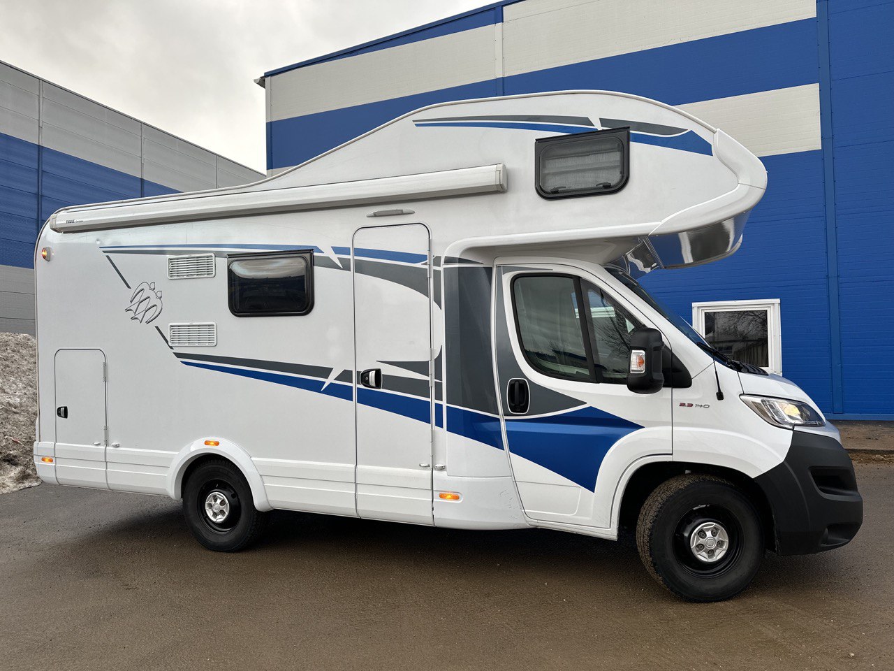 Knaus L!VE Traveller 600 DKG взять в аренду по Беларуси